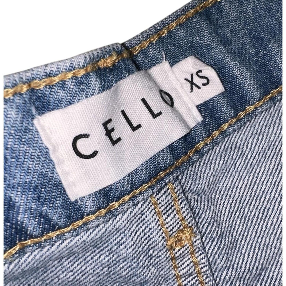 Women's Classic Five Pocket Cello High Rise Frayed Distressed Denim Shorts XS - Picture 4 of 4